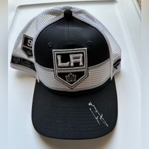 Los Angeles Kings Carl Grunstrom autographed hat